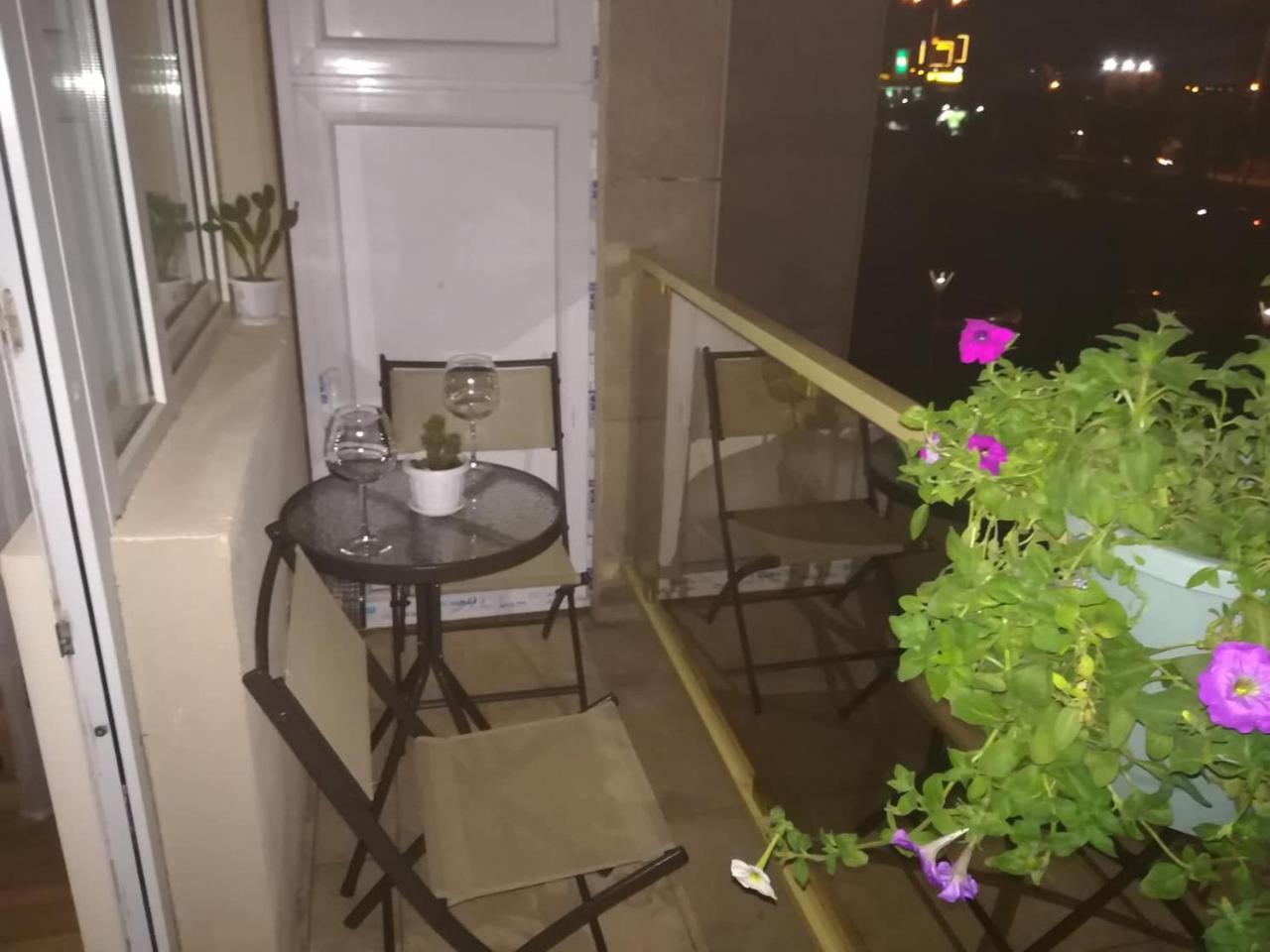 Alexander III Apartment Тбилиси Екстериор снимка